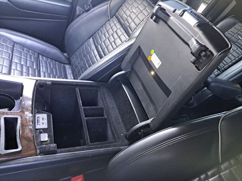 Used 2021 Cadillac Escalade ESV Sport Platinum image 29