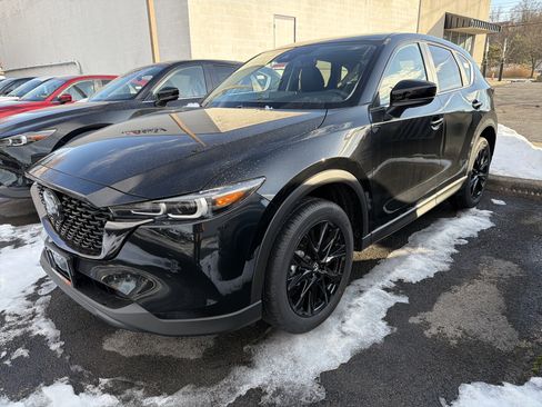 New 2025 MAZDA CX-5 Carbon Edition image 4