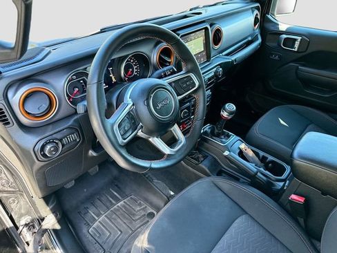 Used 2022 Jeep Gladiator Mojave w/ Trailer Tow Package image 9