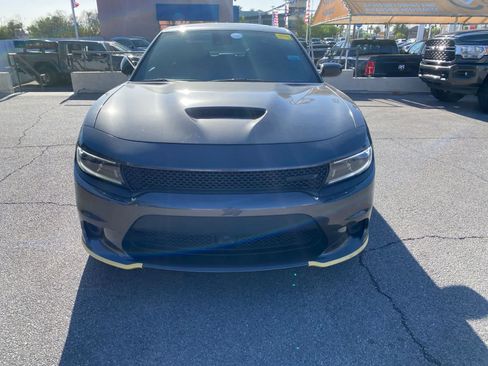 Used 2022 Dodge Charger R/T w/ Plus Group RWD image 2