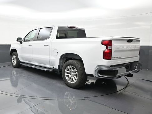 Used 2023 Chevrolet Silverado 1500 LT w/ Z71 Off-Road Package AWD/4WD image 3