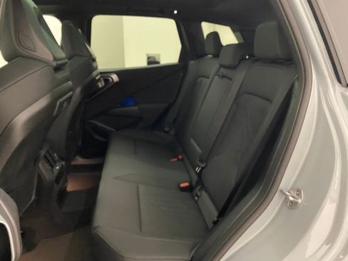 Used 2026 BMW X3 xDrive30 w/ Premium Package image 13