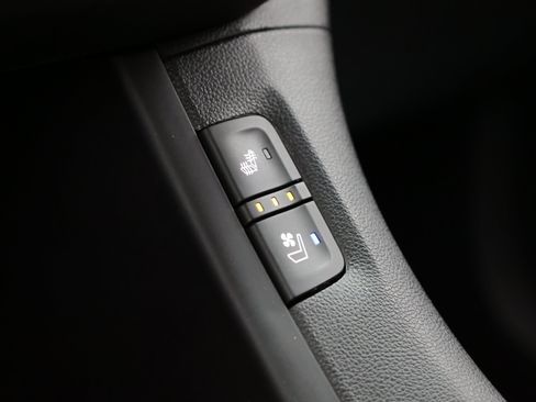 Used 2019 GMC Acadia Denali AWD/4WD image 22