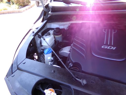 Used 2018 Kia Sedona L image 33