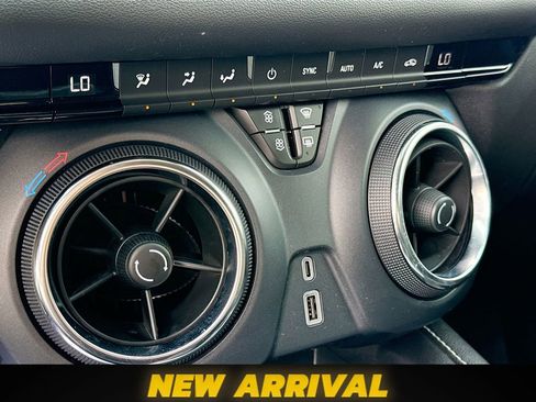 Used 2023 Chevrolet Blazer LT w/ Midnight/Sport Edition image 15