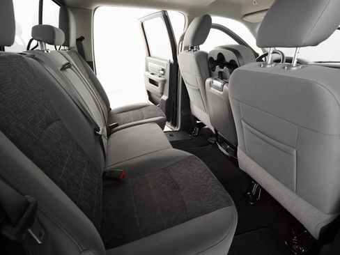 Used 2018 RAM 1500 Outdoorsman image 25