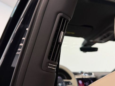 New 2026 Bentley Bentayga Extended Wheelbase AWD/4WD image 53