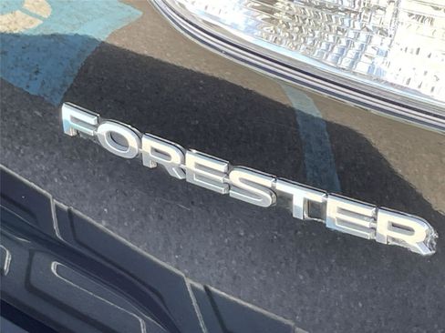 Used 2020 Subaru Forester Limited w/ Popular Package #3 AWD/4WD image 10