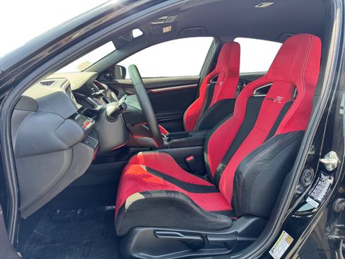Used 2019 Honda Civic Type R image 9