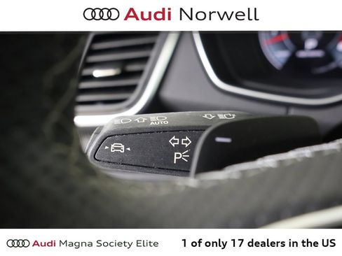 Used 2024 Audi SQ5 Premium Plus w/ Premium Plus Package AWD/4WD image 29