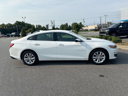 Used 2024 Chevrolet Malibu LT FWD image 7