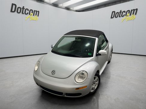 Used 2007 Volkswagen Beetle Convertible w/ Package 1 image 1