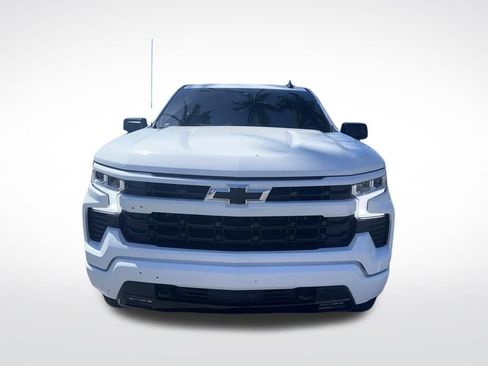 Used 2023 Chevrolet Silverado 1500 RST AWD/4WD image 3