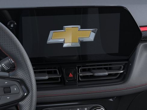 Used 2024 Chevrolet TrailBlazer RS w/ Convenience Package AWD/4WD image 44