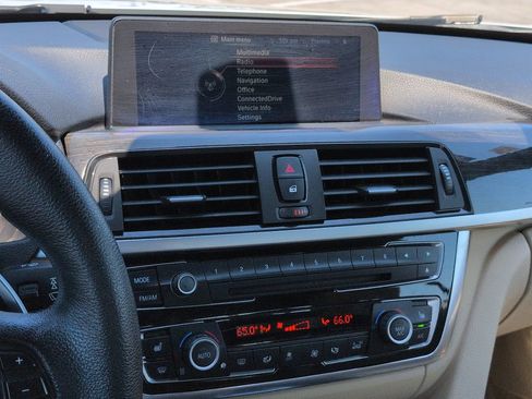 Used 2014 BMW 428i Convertible image 17