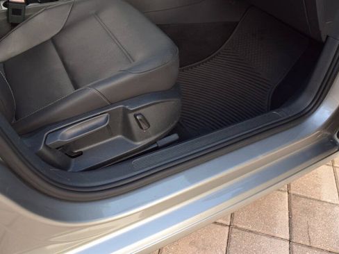 Used 2015 Volkswagen Golf TDI S FWD image 55
