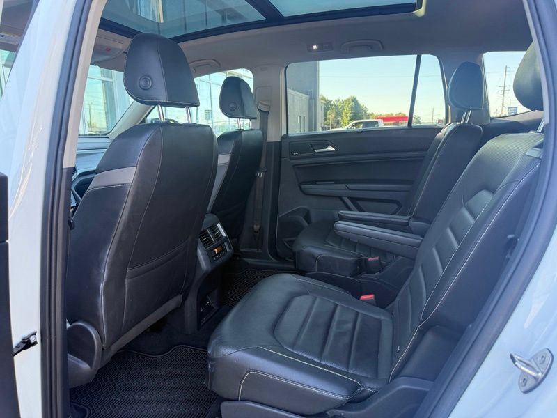 Used 2021 Volkswagen Atlas SEL Premium AWD/4WD image 7