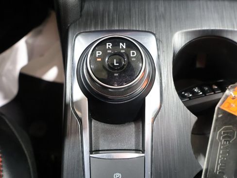 Used 2024 Ford Escape ST-Line AWD/4WD image 32