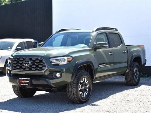Used 2022 Toyota Tacoma TRD Off-Road w/ TRD Premium Off Road Package AWD/4WD image 8