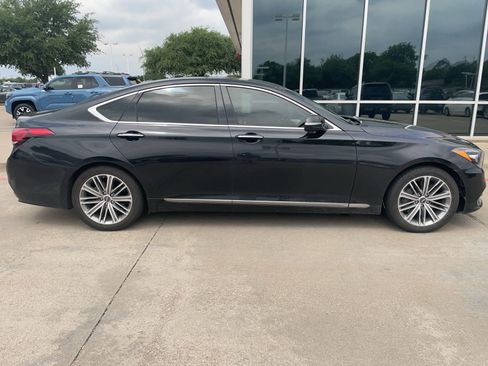 Used 2018 Genesis G80 3.8 w/ Option Group 03 RWD image 5