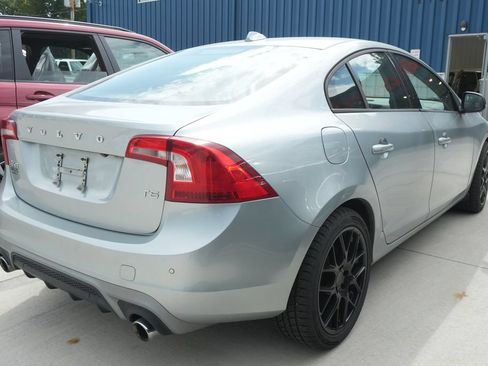 Used 2018 Volvo S60 T5 Dynamic w/ Vision Package FWD image 7