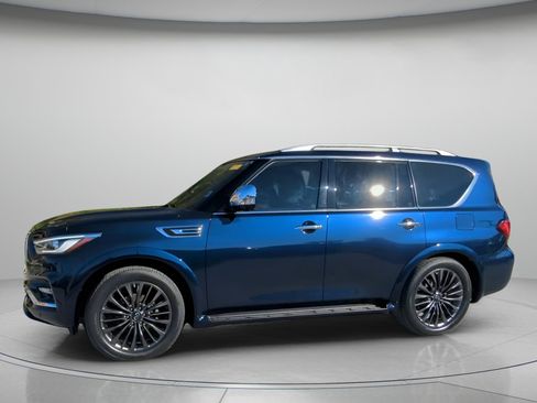 Used 2022 INFINITI QX80 Sensory w/ Cargo Package image 14
