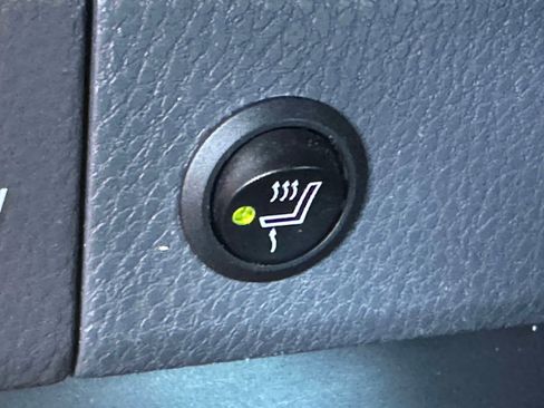 Certified 2023 Toyota Camry SE image 34