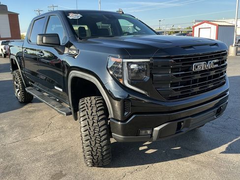 Used 2024 GMC Sierra 1500 Elevation w/ LPO, Elevation Black Package image 2