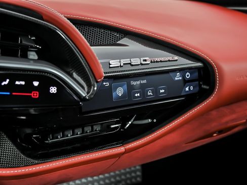 Used 2023 Ferrari SF90 Stradale image 43