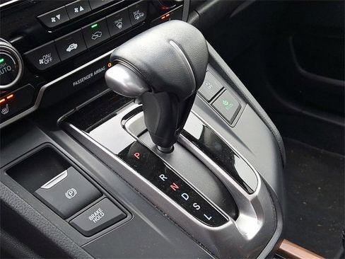 Used 2022 Honda CR-V Touring image 16