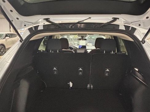 Used 2020 Ford Escape SE image 7