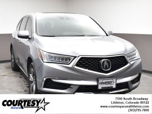 Used 2017 Acura MDX SH-AWD image 3