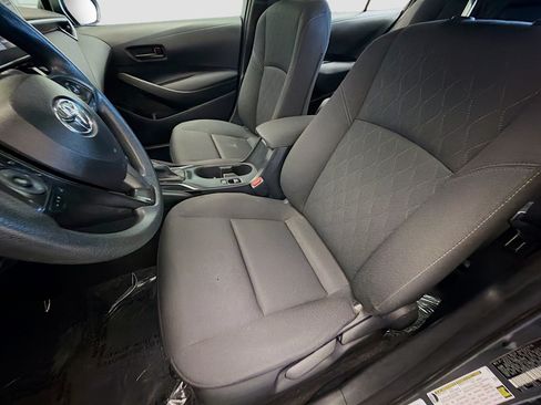 Used 2024 Toyota Corolla LE FWD image 11