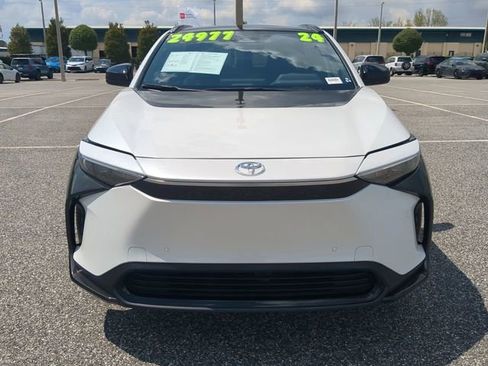 Certified 2024 Toyota bZ4X XLE image 9