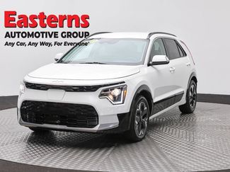 Used 2023 Kia Niro Wind w/ Wind Preserve Package FWD video 1
