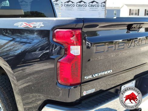 Used 2023 Chevrolet Silverado 1500 LT image 12