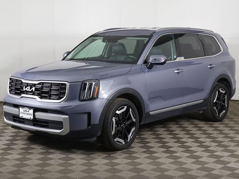 Used 2023 Kia Telluride S AWD/4WD image 9