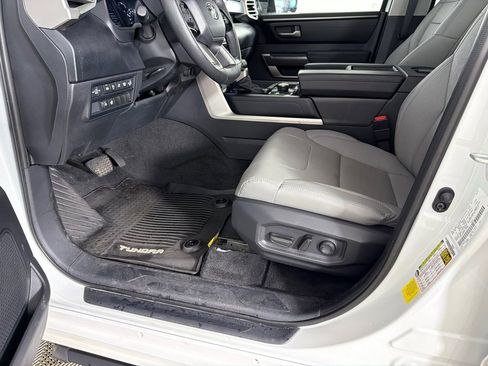 Used 2023 Toyota Tundra SR5 w/ SR5 Premium Package AWD/4WD image 9