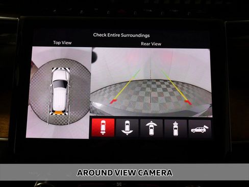 Used 2023 Jeep Grand Cherokee L Summit AWD/4WD image 7