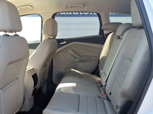 Used 2017 Ford Escape Titanium FWD image 10