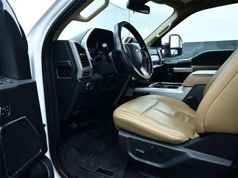 Used 2022 Ford F250 Lariat w/ Lariat Value Package image 7