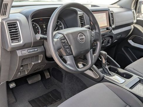Used 2024 Nissan Frontier SV RWD image 24