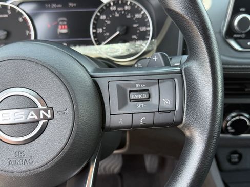 Used 2024 Nissan Rogue S AWD/4WD image 19