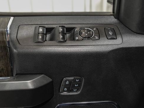 Used 2021 Ford F250 Lariat image 43