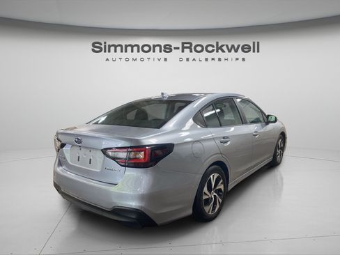 Used 2025 Subaru Legacy Premium AWD/4WD image 5