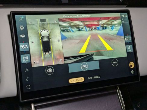 New 2026 Land Rover Range Rover Velar Dynamic SE image 13