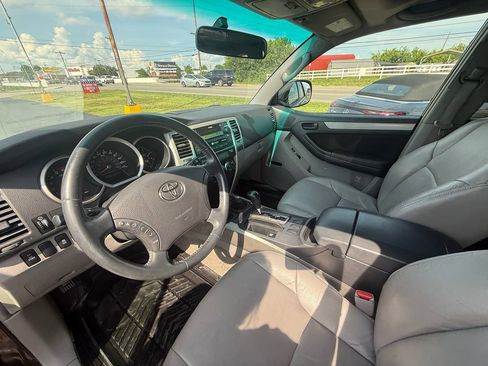 Used 2008 Toyota 4Runner SR5 RWD image 14
