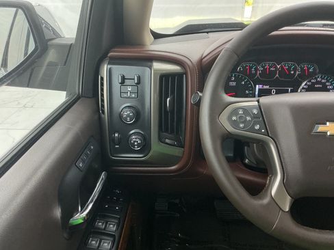 Used 2016 Chevrolet Silverado 1500 High Country AWD/4WD image 35