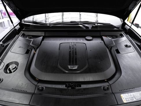 Used 2024 Cadillac Lyriq Sport AWD/4WD image 52