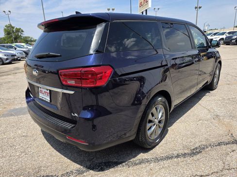 Used 2019 Kia Sedona LX FWD image 5